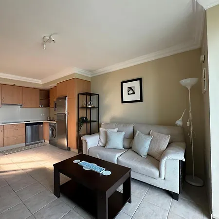 Apartment Centrico Con Piscina