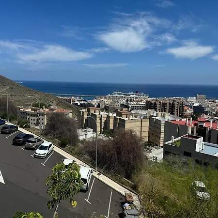 Apartment Centrico Con Piscina