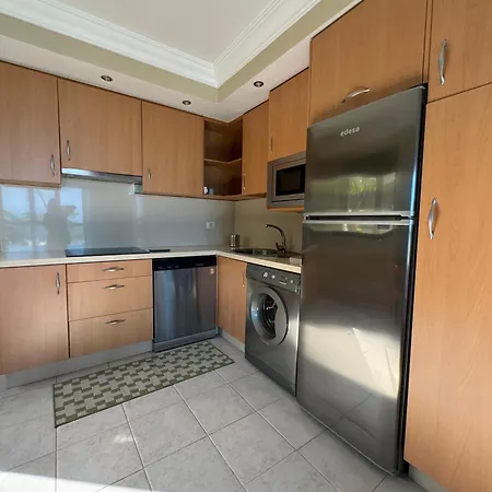 Centrico Con Piscina Apartment *